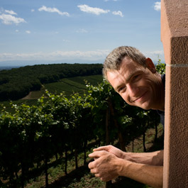 Domaine Meyer-Fonné : vente des vins d'Alsace (grands crus, riesling, gewurztraminer, pinot gris, pinot noir, pinot blanc, vendange tardive, sélection de grains nobles, cremant)